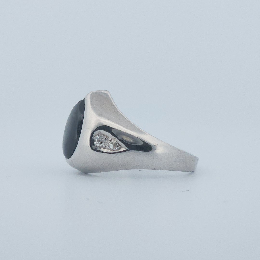 Pear Shape Labradorite and Natural Diamonds (G/SI1 0.1CTW), 14K White Gold