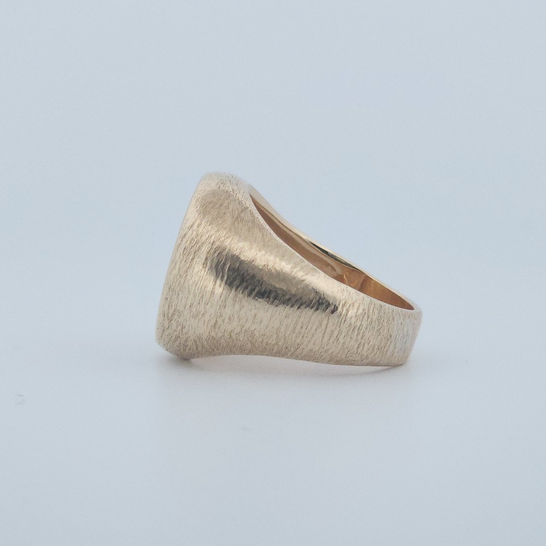 1915 $2.50 Liberty Coin Ring 17 Grams