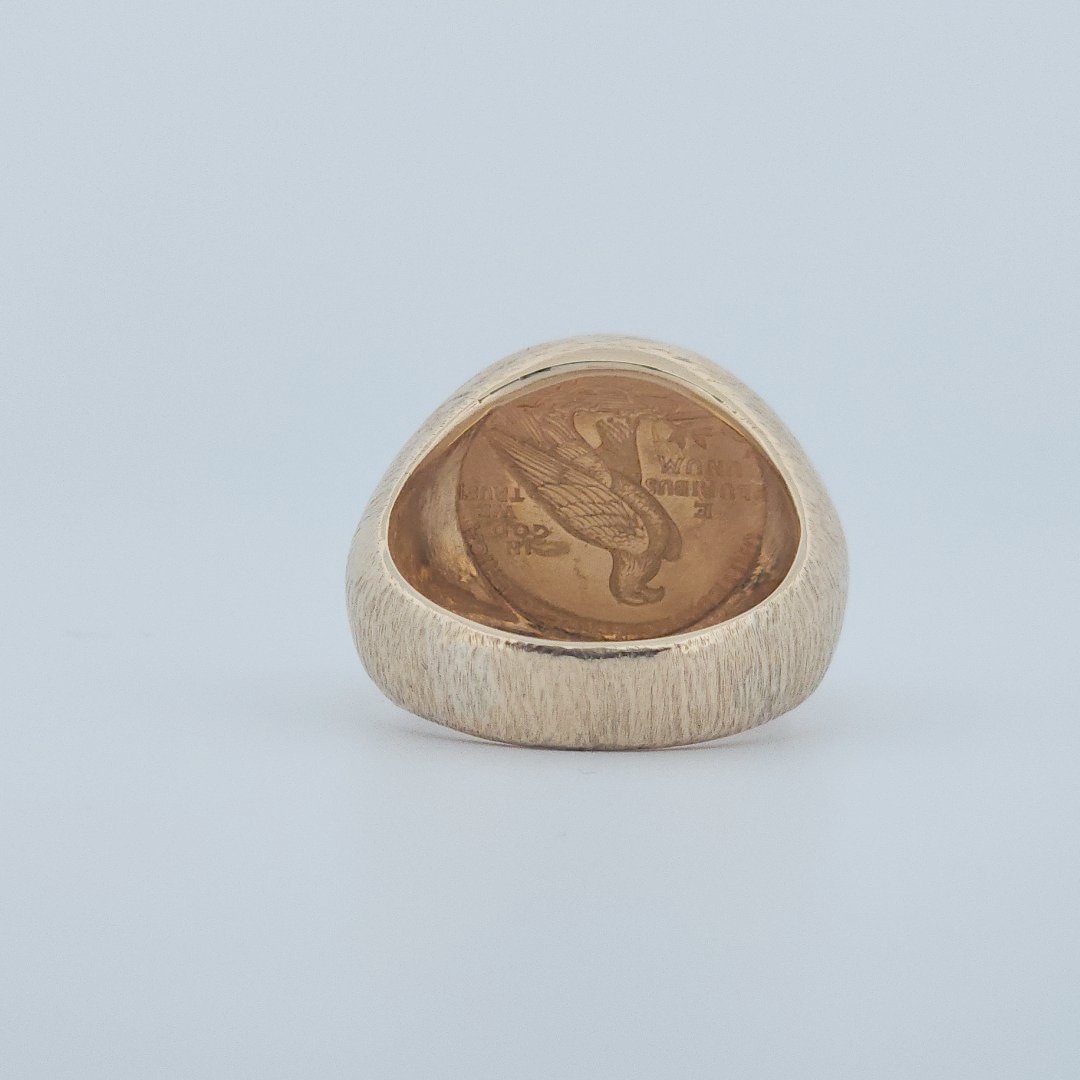 1915 $2.50 Liberty Coin Ring 17 Grams
