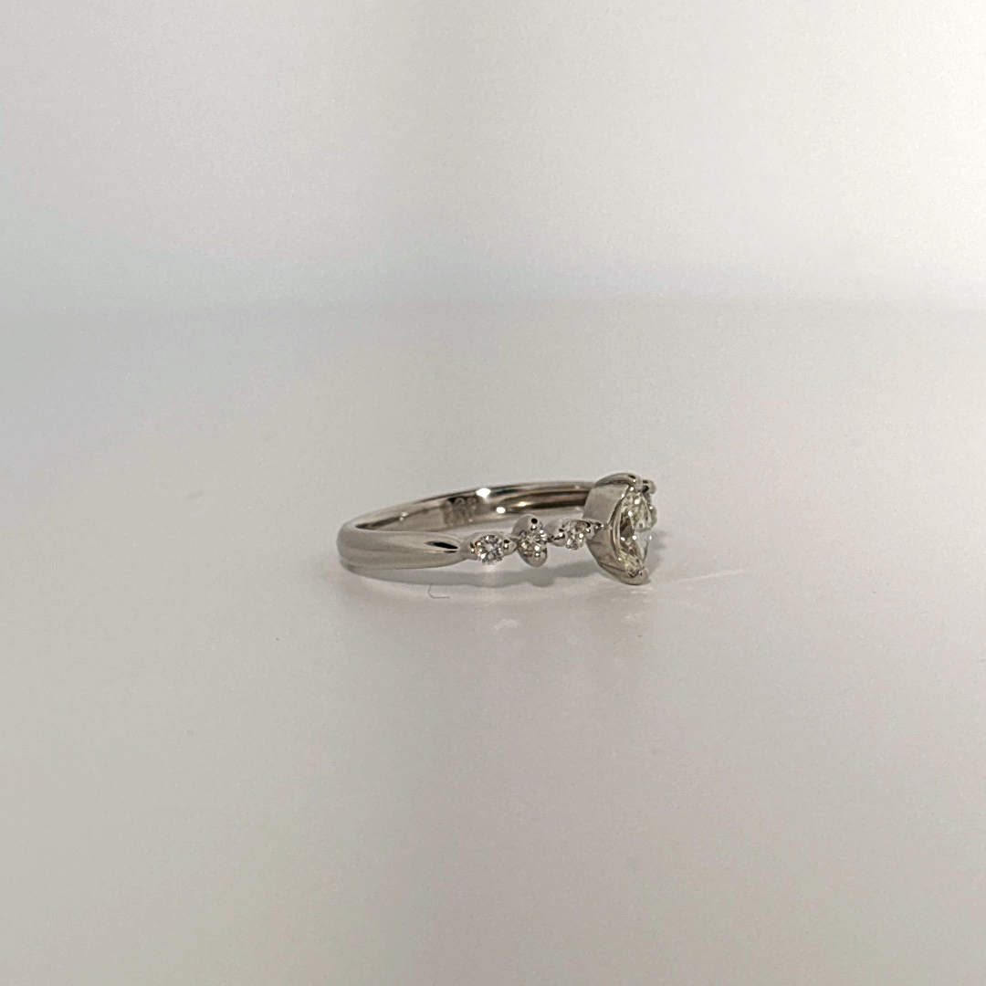 Natural Diamonds (0.43 CTW) Center Marquise (0.28 CT), Size 6, Platinum 900