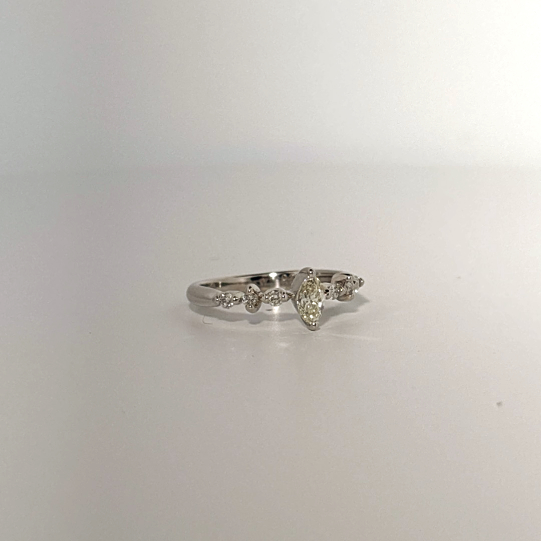 Natural Diamonds (0.43 CTW) Center Marquise (0.28 CT), Size 6, Platinum 900