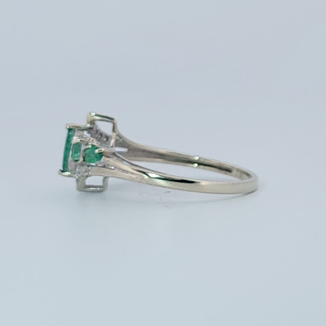 Natural Diamonds (0.12 CTW) with Natural Emeralds Designer Ring, Size 7, 14K White Gold
