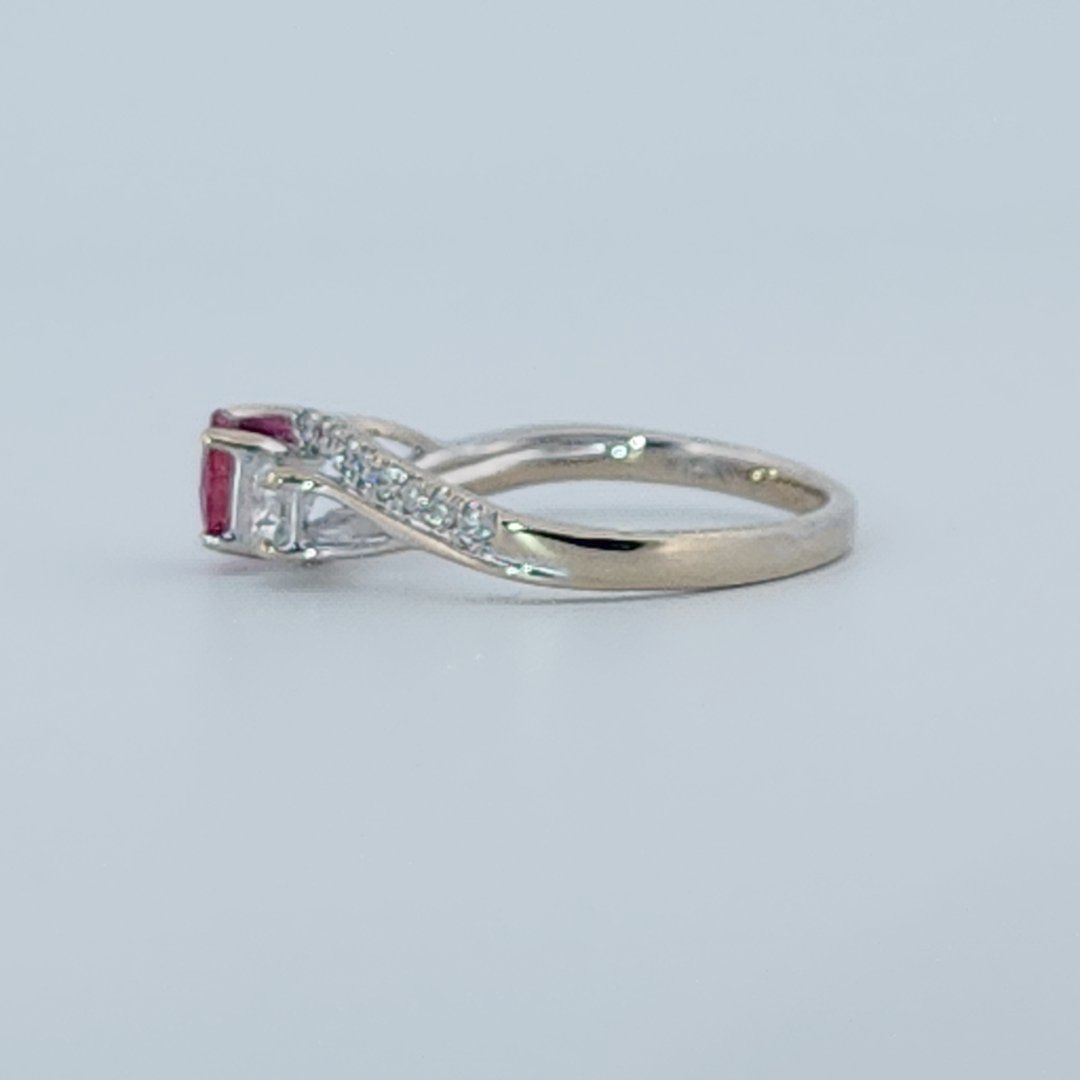 Brilliant Diamond Cut, Round Shape, Madagascar Ruby(0.35CT, 5mm), Mounted at 14K White Gold Ring with Natural Diamonds (0.60 CTW). Size 7