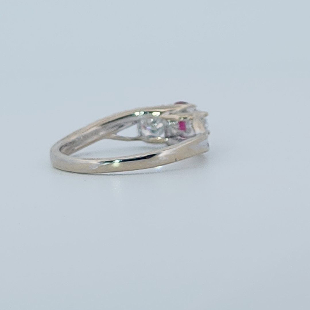 Brilliant Diamond Cut, Round Shape, Madagascar Ruby(0.35CT, 5mm), Mounted at 14K White Gold Ring with Natural Diamonds (0.60 CTW). Size 7