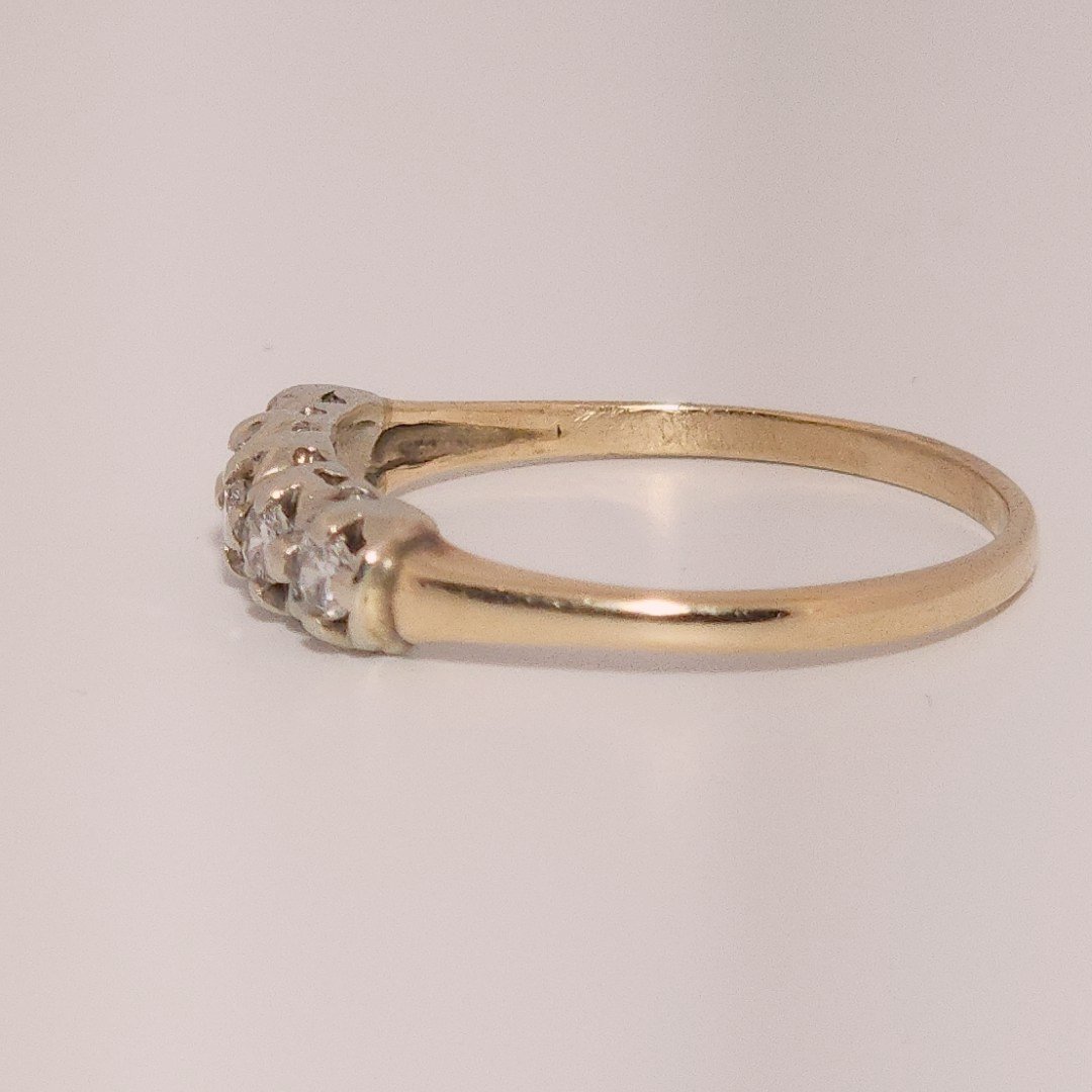 5 stone anniversary bands, Nat Dia(0.35CTW), Size 9