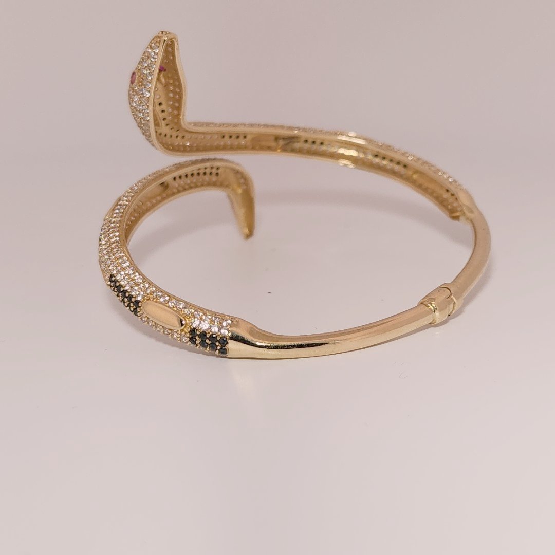 Serpent Style Bracelet with Solid Gold and Cubic Zirconia Stones