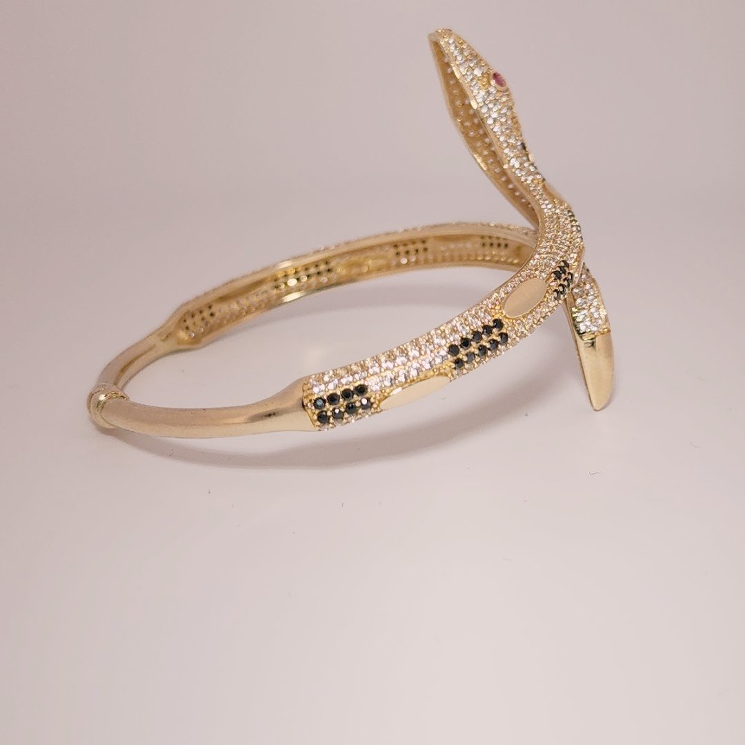 Serpent Style Bracelet with Solid Gold and Cubic Zirconia Stones
