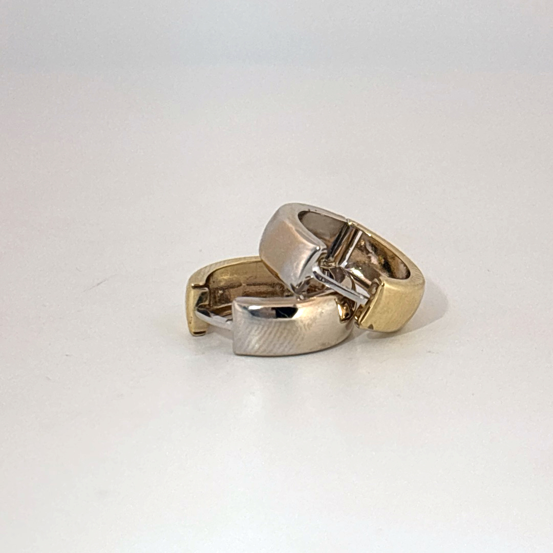 18K Dual White/Yellow Gold Earrings, 2.32g, Female style.