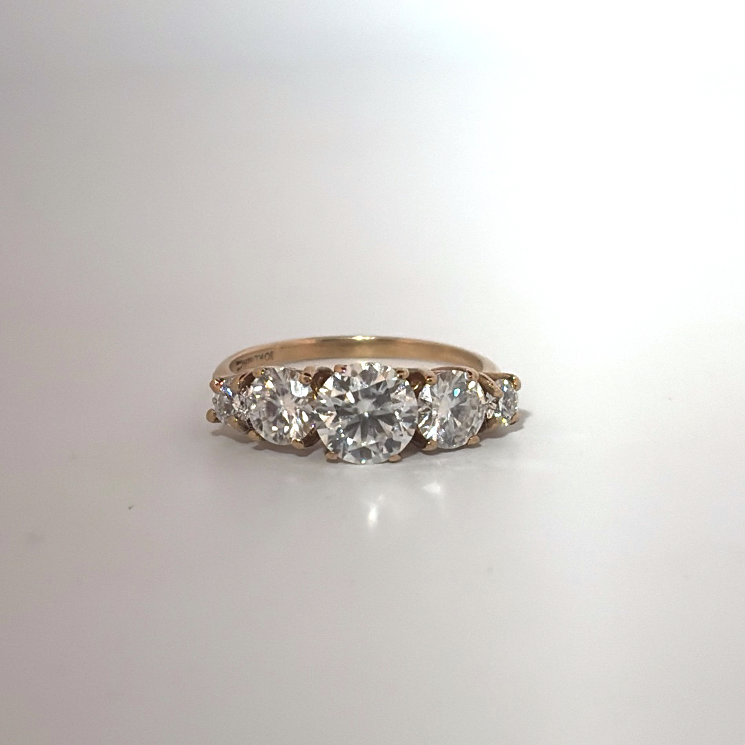 10K Yellow Gold Ring, set with 5 Moissanites, 2.6g, Size 6.