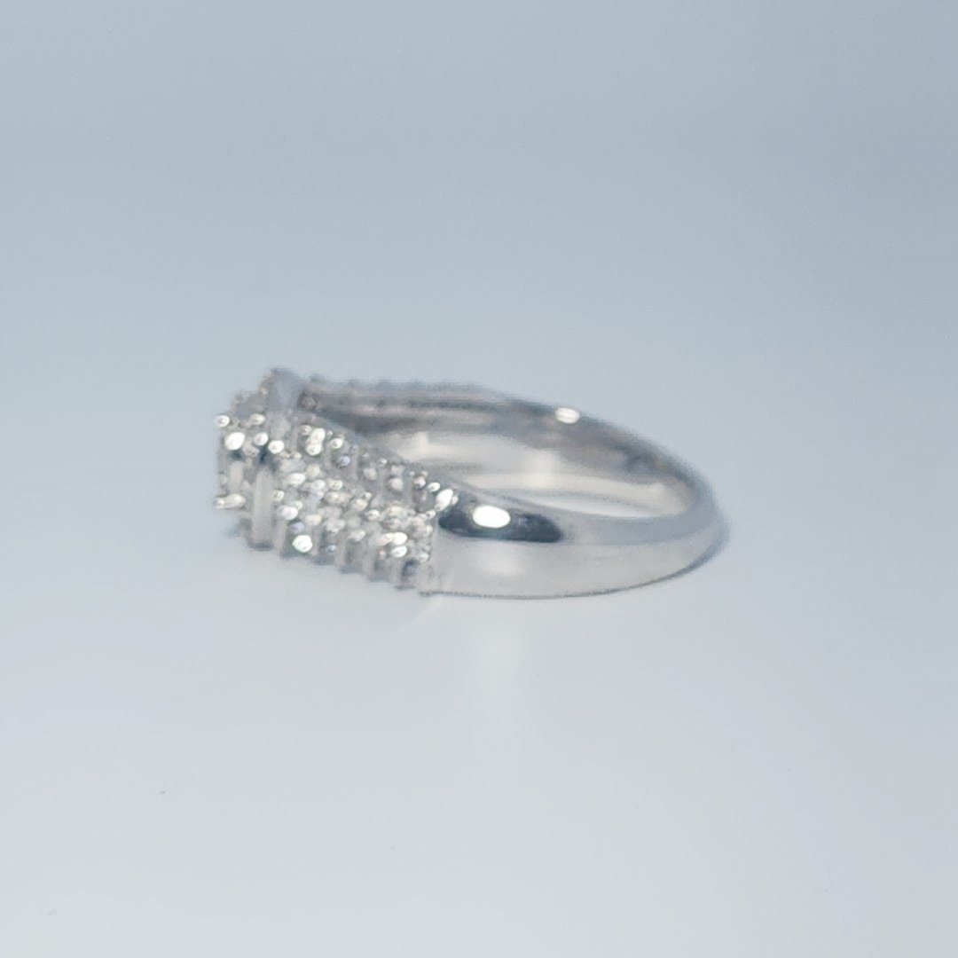 Diamonds Head, Cluster Solitaire Ring, Natural Diamonds(0.90 CTW) GH/SI1