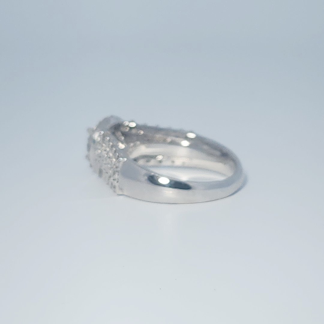 Diamonds Head, Cluster Solitaire Ring, Natural Diamonds(0.90 CTW) GH/SI1