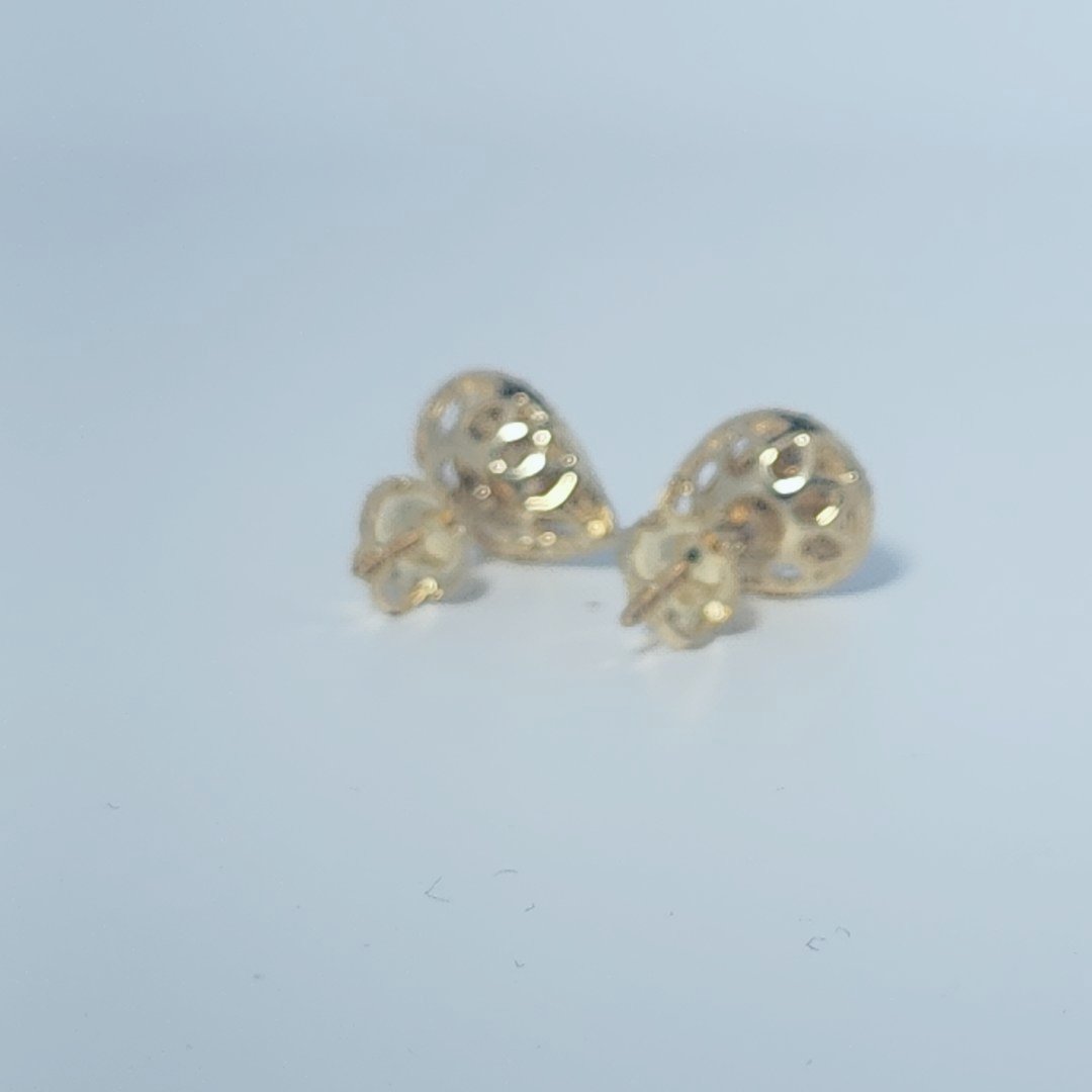 Pear Gift Earrings, Natural Diamonds(1/4 CTW)