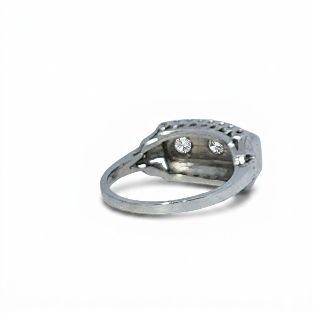 Vintage Art Deco, Natural Diamonds GH VS1(0.18CTW)