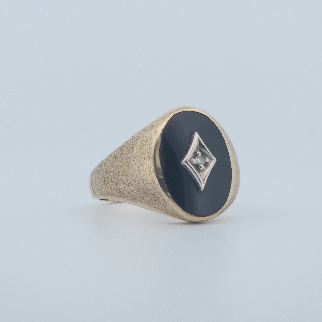 Men Signet Ring with Diamond, 10K Yellow Gold, 10.3G