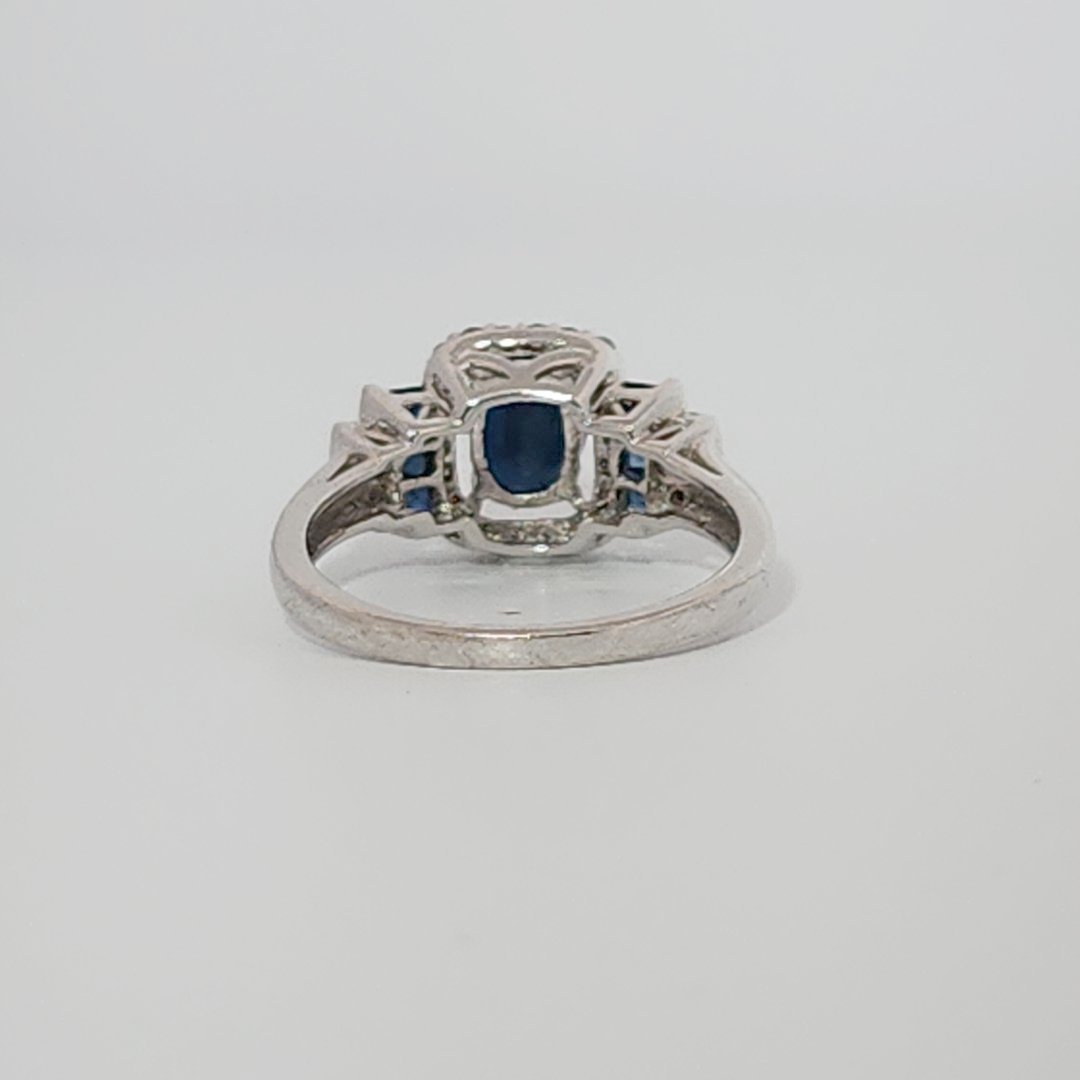 Natural Sapphire and 0.35ct Natural Diamonds Women Ring, 14K White Gold