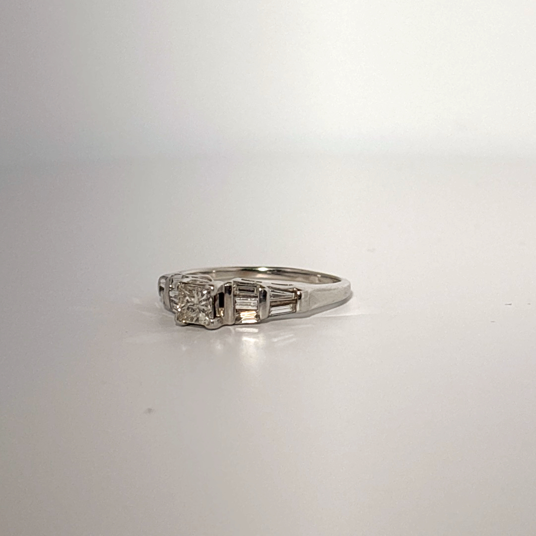 Side 0.75ct, Center 1/2ct H/VS1 Natural Diamonds, Women Ring, 14K White Gold