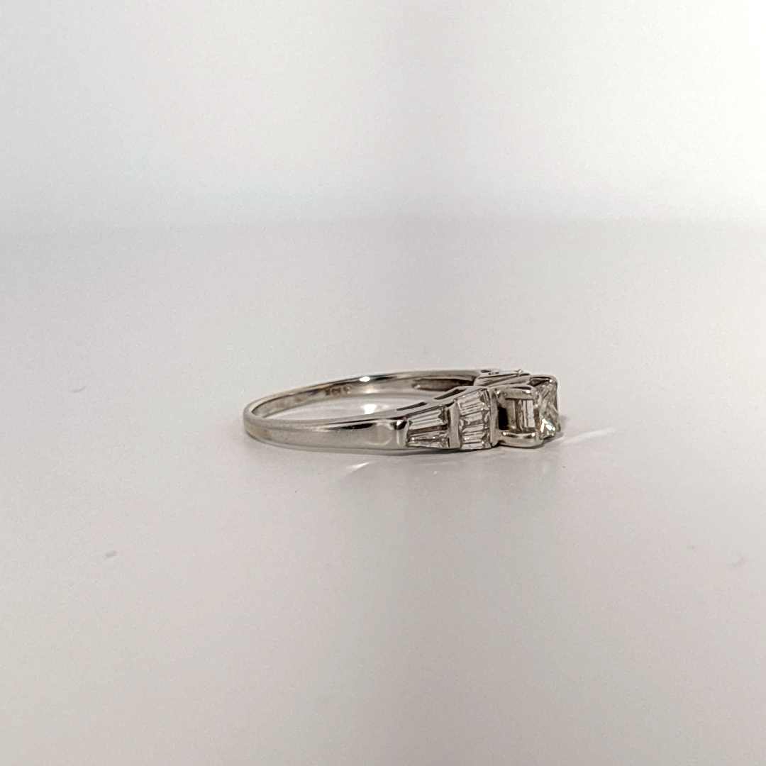 Side 0.75ct, Center 1/2ct H/VS1 Natural Diamonds, Women Ring, 14K White Gold