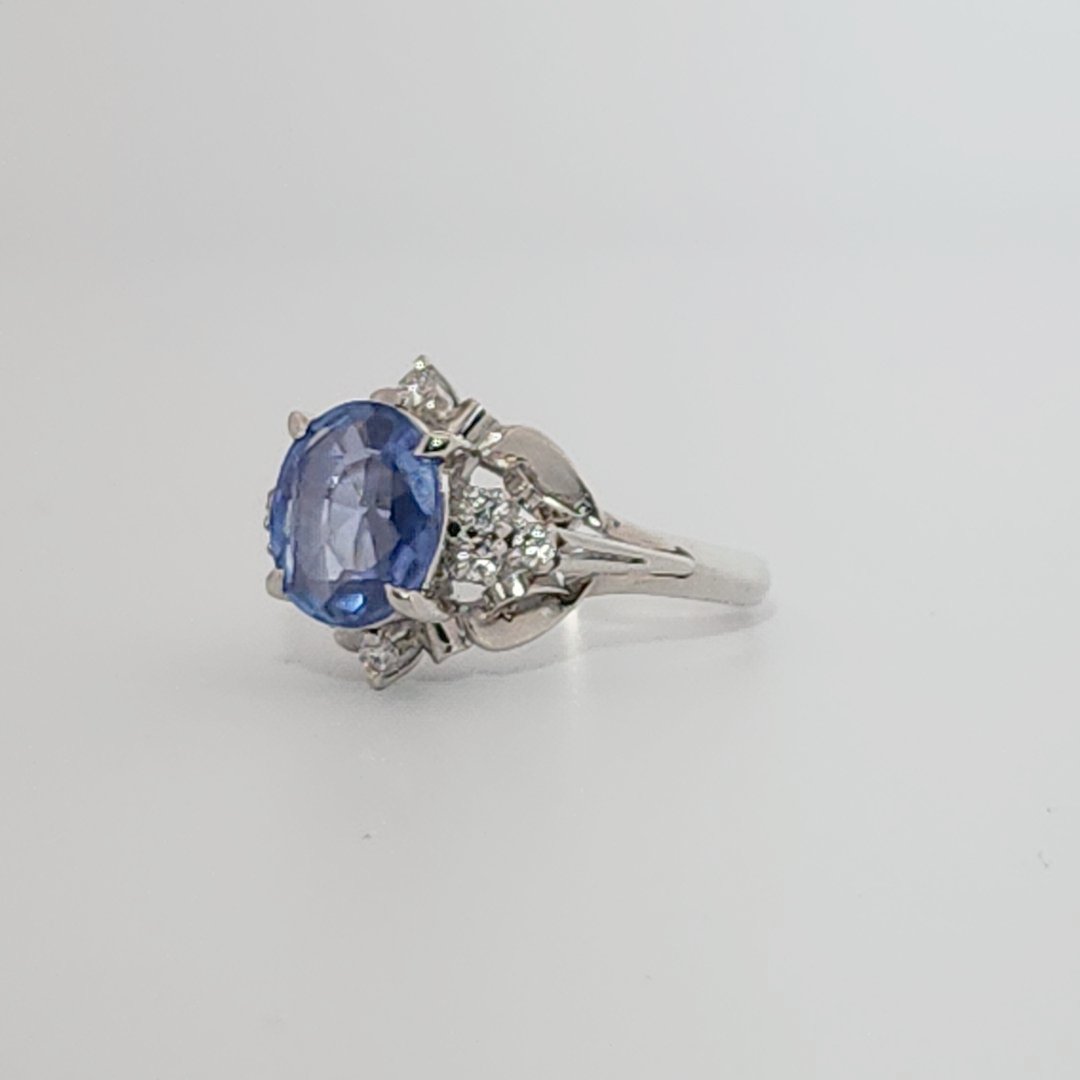 Natural No Heat Notable Sapphire 1.856ct with 0.17ctw Diamonds Ring, GIA (2231369255) Certified  Platinum 900