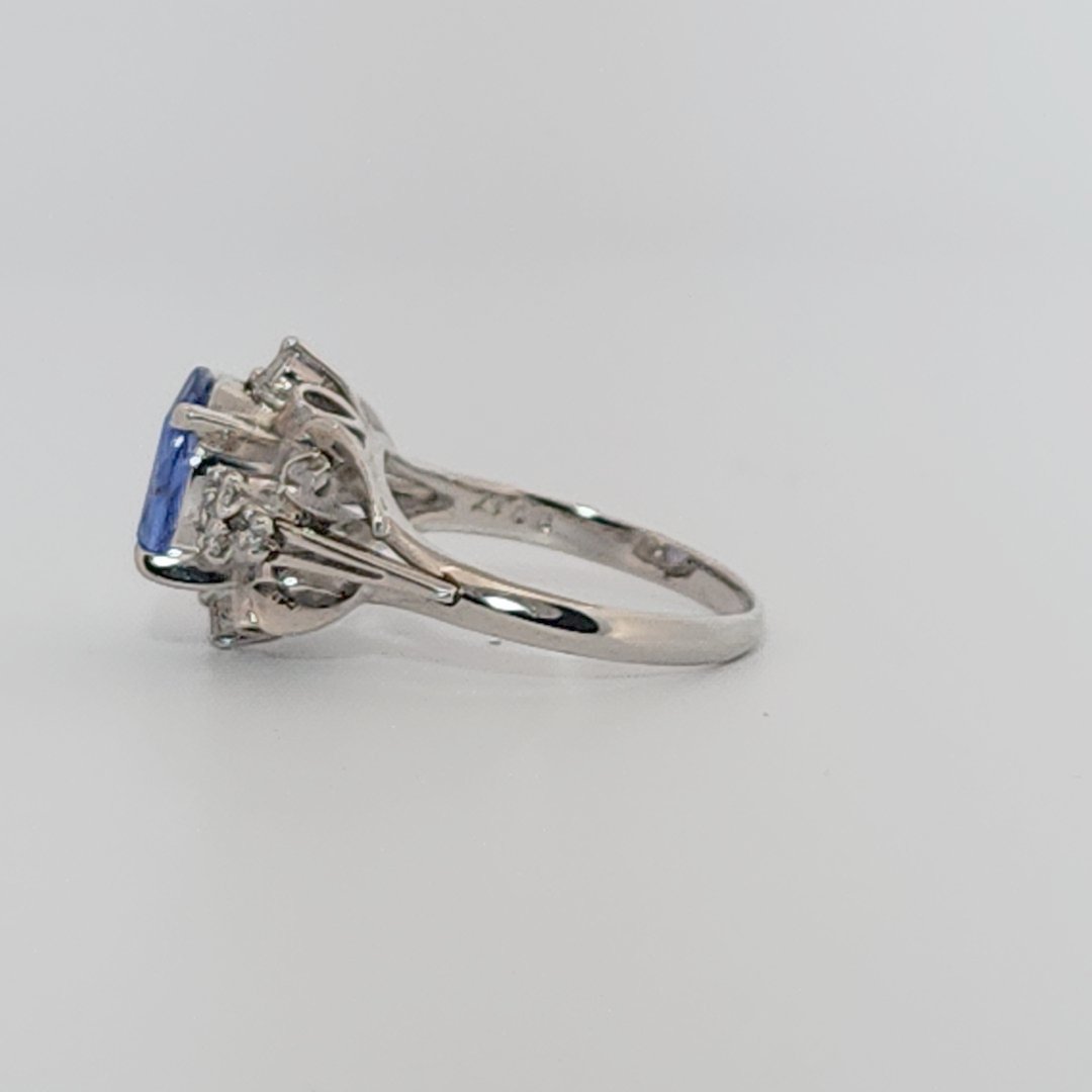 Natural No Heat Notable Sapphire 1.856ct with 0.17ctw Diamonds Ring, GIA (2231369255) Certified  Platinum 900